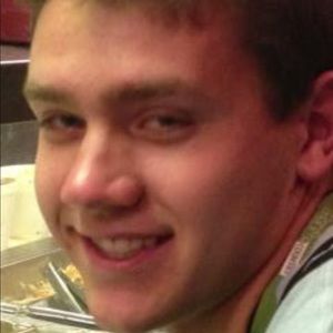 Meet your Posher, Ellis